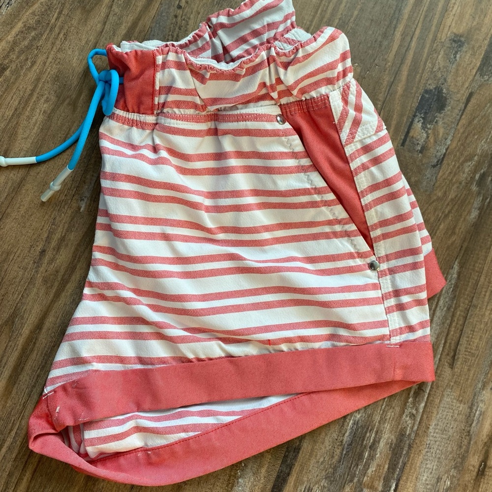 Lululemon Striped Quick Dry Shorts EUC